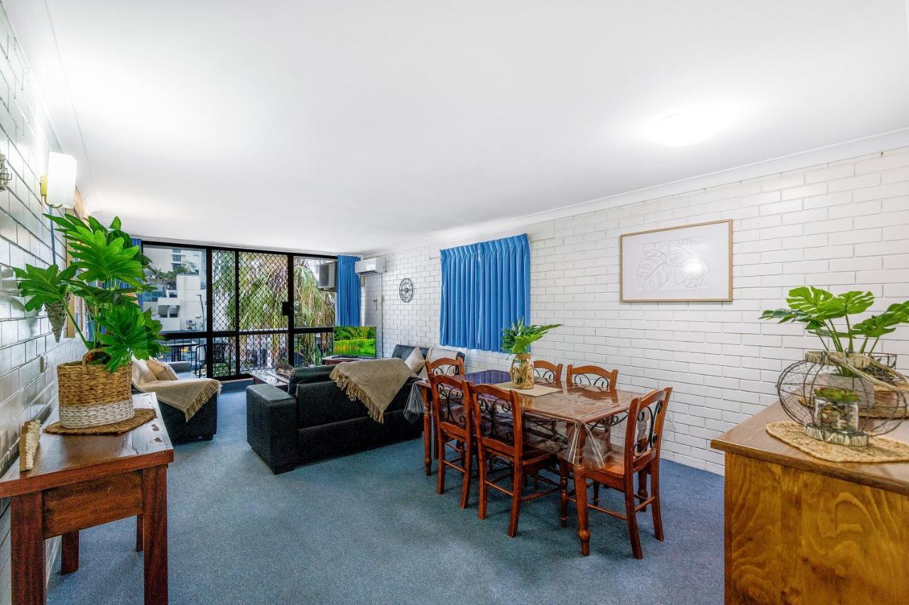 Appartement Surfers Paradise- Meters From The Beach! à Gold Coast Extérieur photo