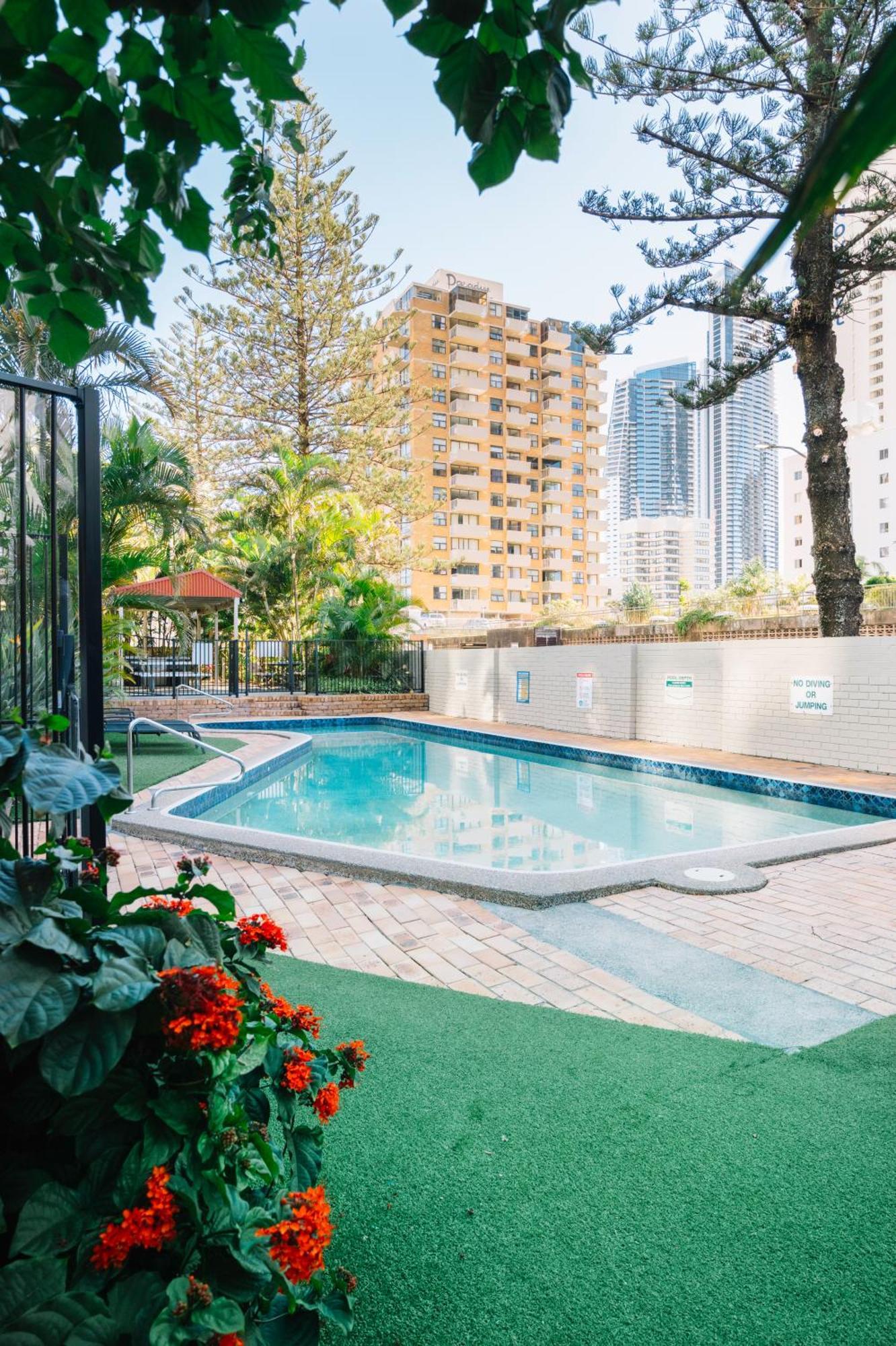 Appartement Surfers Paradise- Meters From The Beach! à Gold Coast Extérieur photo